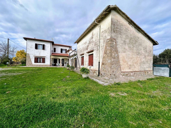 Podere in vendita a Roccastrada