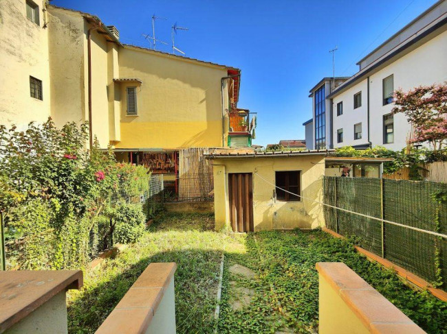 Casa singola in vendita a Campi Bisenzio