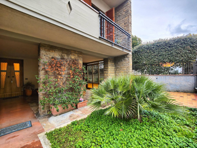 Villa in vendita a Sesto Fiorentino