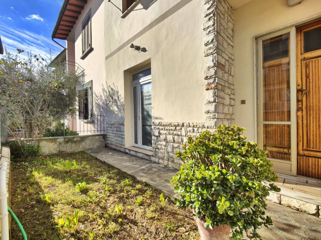 Casa singola in vendita a Campi Bisenzio