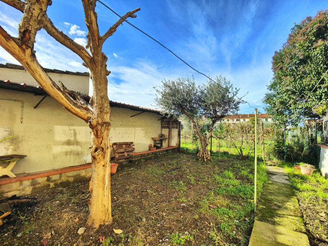 Casa singola in vendita a Campi Bisenzio