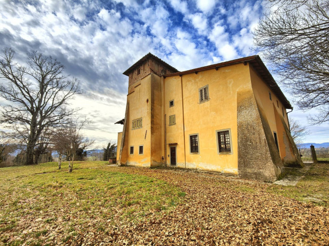 Villa in vendita a Scarperia e San Piero