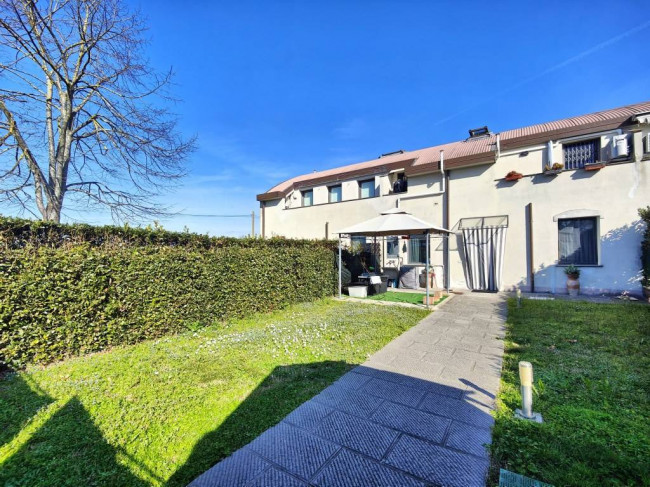 Casa singola in vendita a Prato