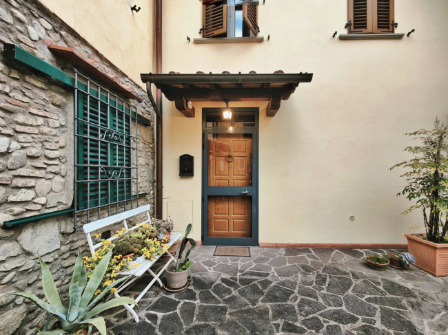 Casa singola in vendita a Prato
