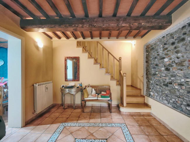 Casa singola in vendita a Prato