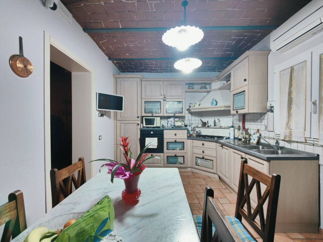 Casa singola in vendita a Prato