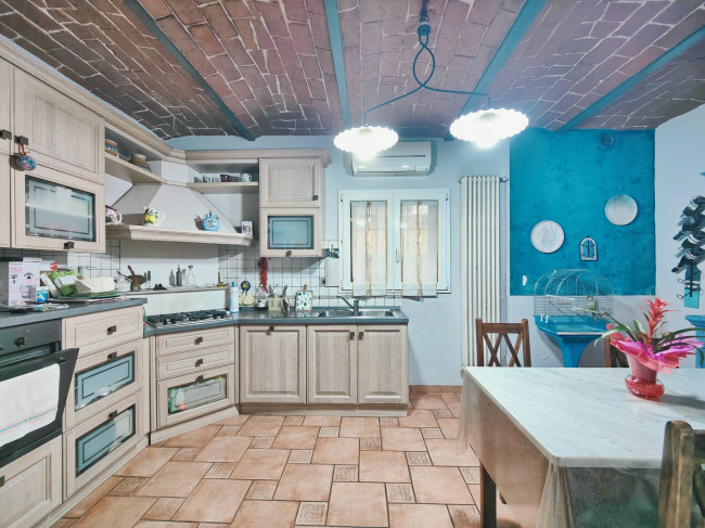 Casa singola in vendita a Prato