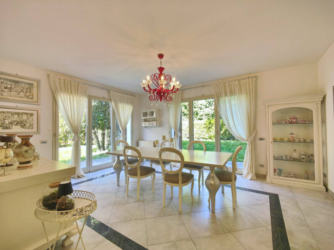 Villa in vendita a Campi Bisenzio
