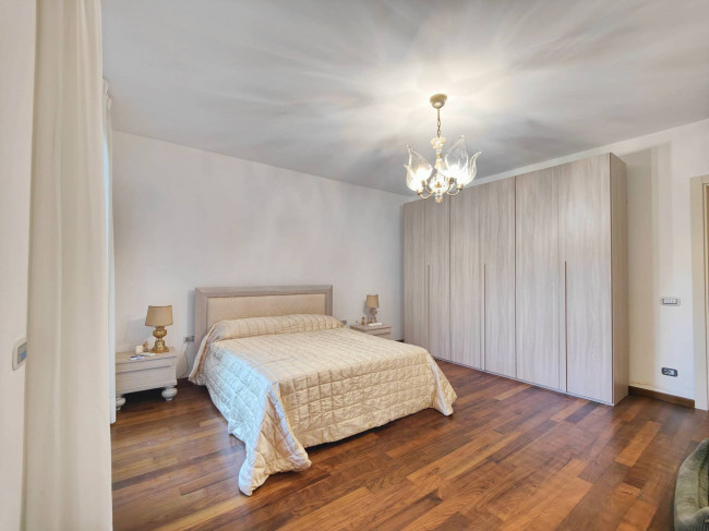 Villa in vendita a Campi Bisenzio