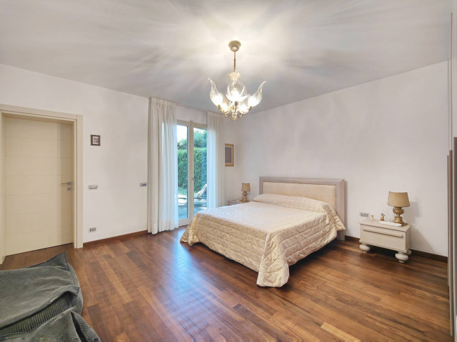 Villa in vendita a Campi Bisenzio