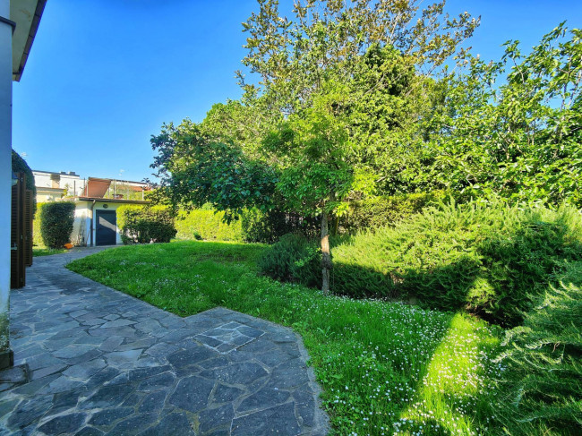 Villa in vendita a Campi Bisenzio