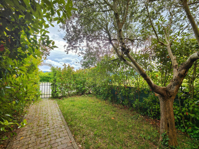 Casa singola in vendita a Campi Bisenzio