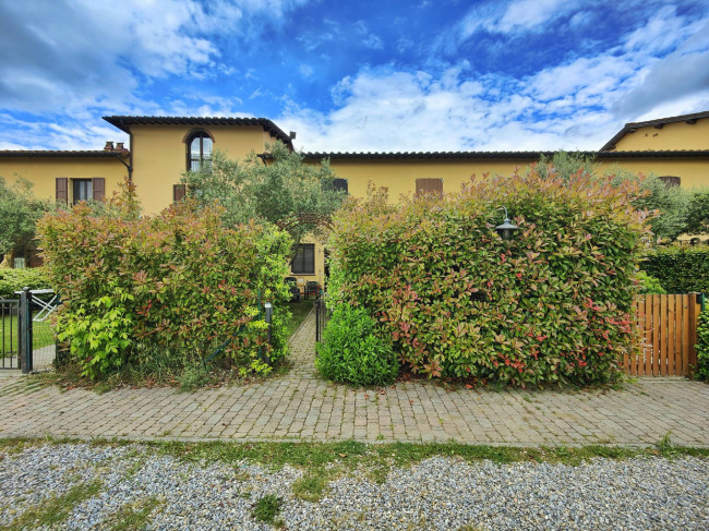 Casa singola in vendita a Campi Bisenzio