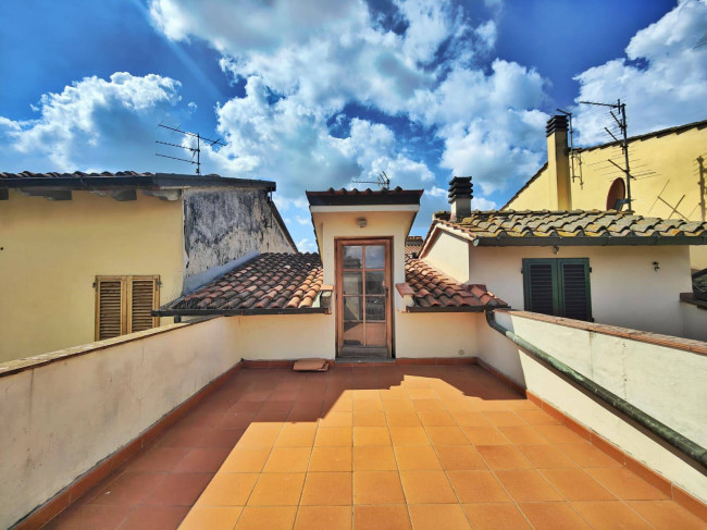 Casa singola in vendita a Poggio a Caiano