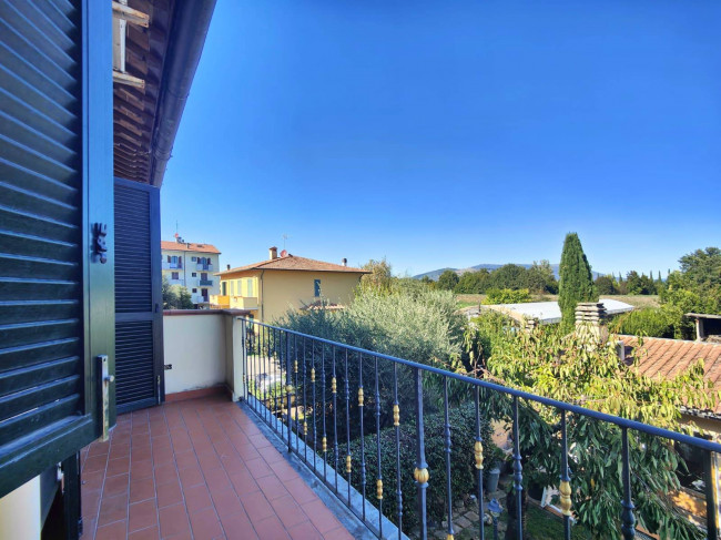 Casa singola in vendita a Campi Bisenzio