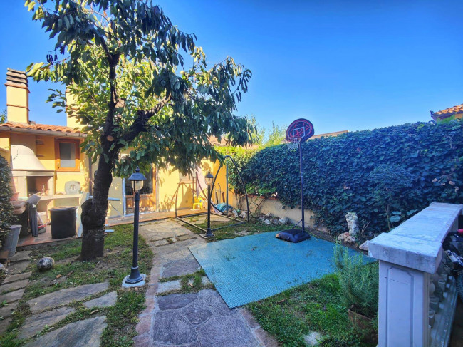 Casa singola in vendita a Campi Bisenzio