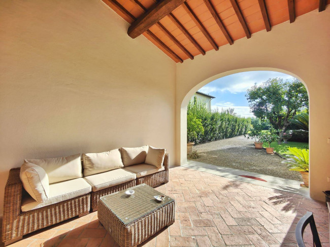 Villa in vendita a Campi Bisenzio