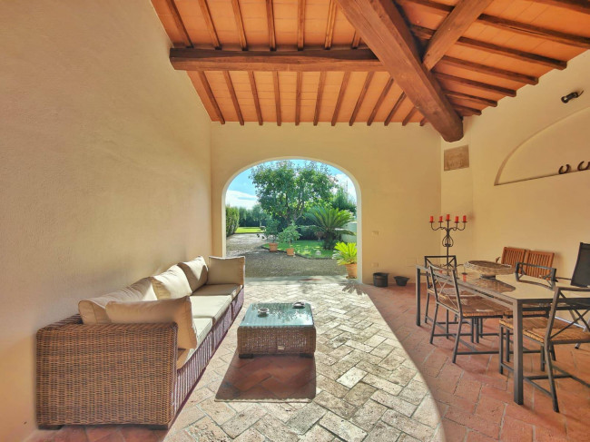 Villa in vendita a Campi Bisenzio