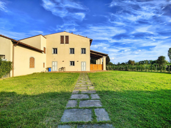Casa singola in vendita a Prato