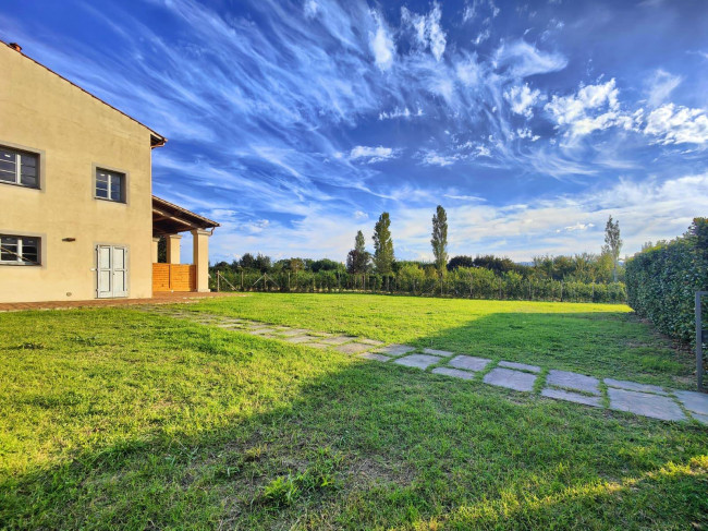 Casa singola in vendita a Prato