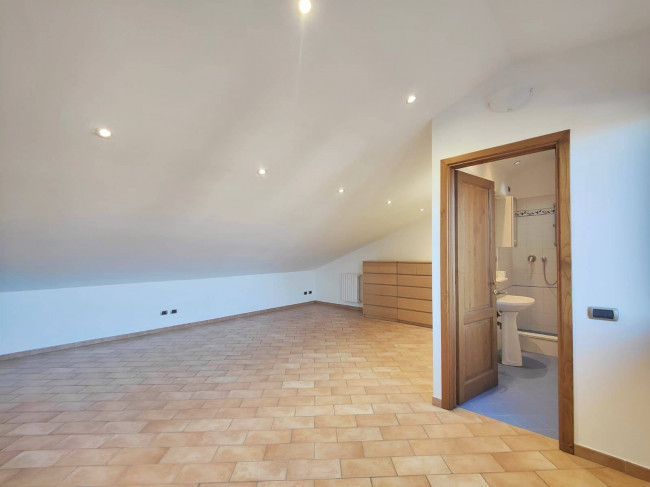 Casa singola in vendita a Prato