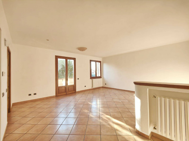 Casa singola in vendita a Prato