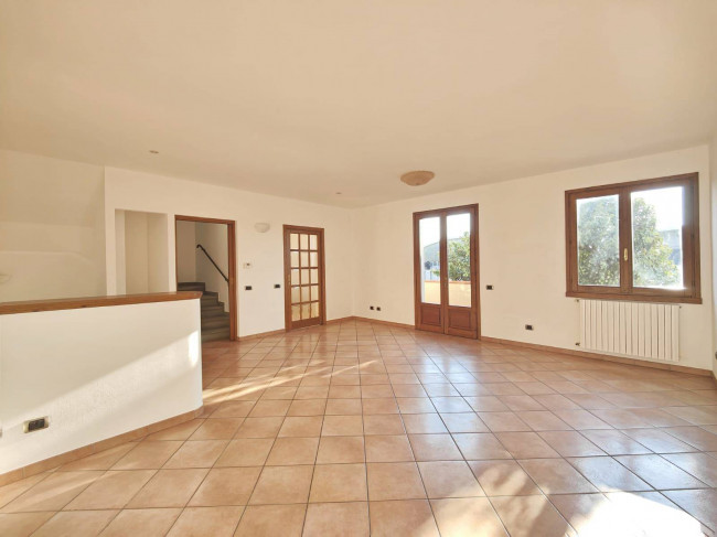 Casa singola in vendita a Prato