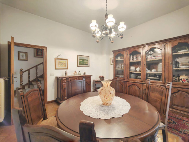 Casa singola in vendita a Prato