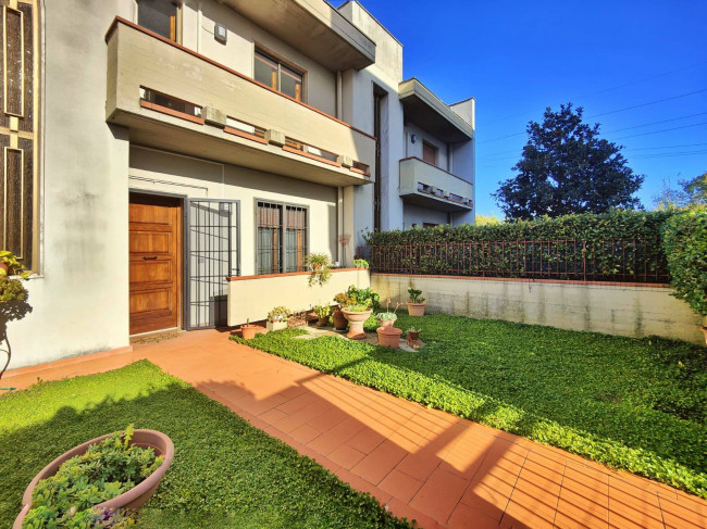 Villette a schiera in vendita a Campi Bisenzio