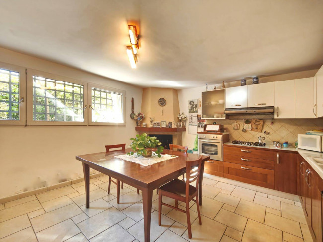 Casa singola in vendita a Campi Bisenzio