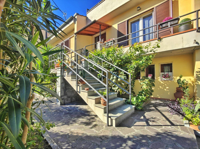 Casa singola in vendita a Campi Bisenzio