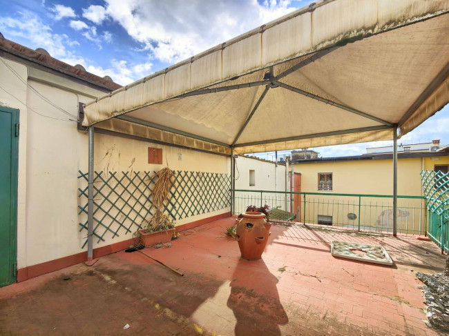 Casa singola in vendita a Campi Bisenzio