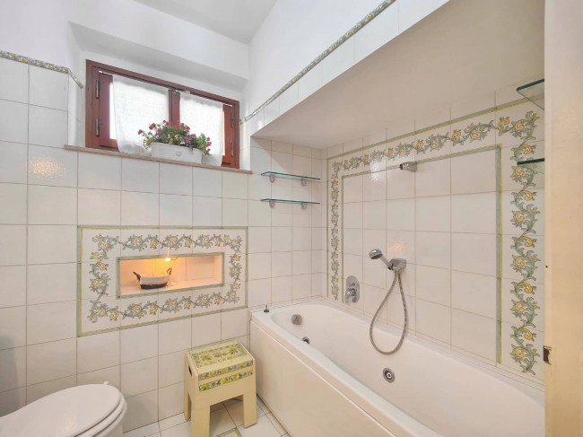 Casa singola in vendita a Campi Bisenzio