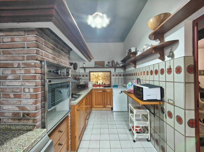 Casa singola in vendita a Campi Bisenzio