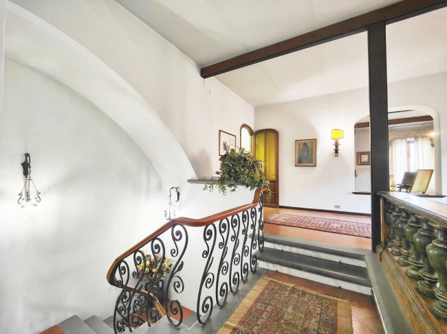 Casa singola in vendita a Campi Bisenzio