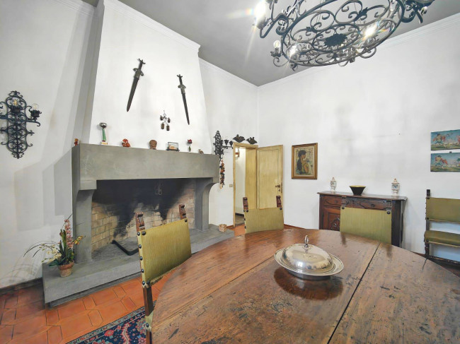 Casa singola in vendita a Campi Bisenzio