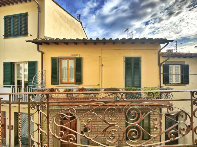 Casa singola in vendita a Campi Bisenzio