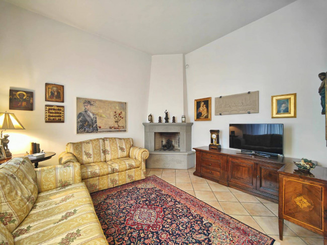 Casa singola in vendita a Prato