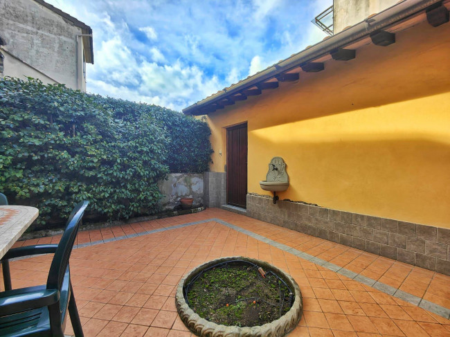 Casa singola in vendita a Prato