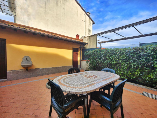 Casa singola in vendita a Prato