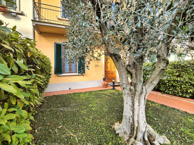 Casa singola in vendita a Prato