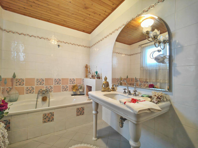 Casa singola in vendita a Agliana