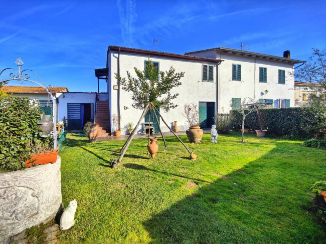 Casa singola in vendita a Agliana