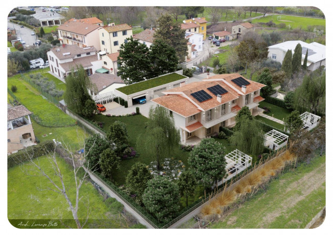 Villette a schiera in vendita a Campi Bisenzio