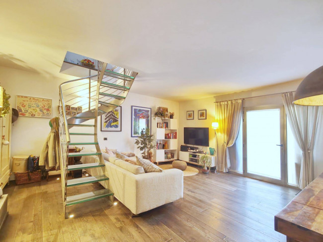 Casa singola in vendita a Prato