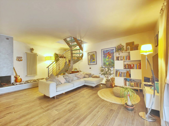 Casa singola in vendita a Prato