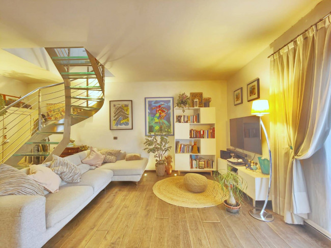 Casa singola in vendita a Prato