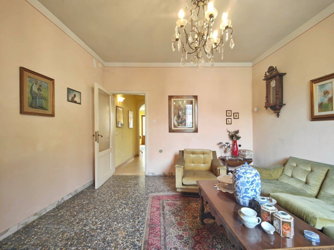 Casa singola in vendita a Campi Bisenzio