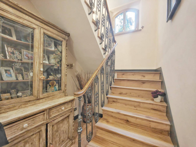 Casa singola in vendita a Campi Bisenzio