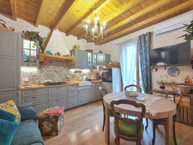 Casa singola in vendita a Campi Bisenzio